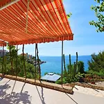 Seaside House Rastici, Ciovo - 18478 트로기르