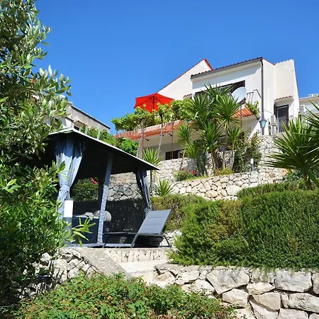 Beachfront House With Hot Tubrastici, Ciovo - 18478 *