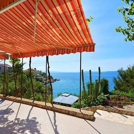 Beachfront House With Hot Tubrastici, Ciovo - 18478 Trogir