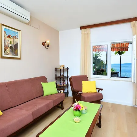 Vikendica Beachfront House With Hot Tubrastici, Ciovo - 18478 *